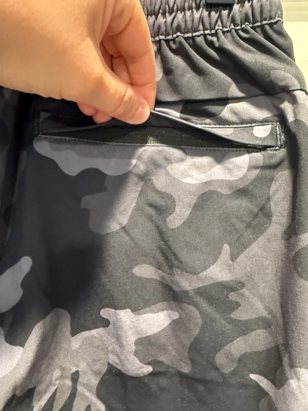 Men's Advantage Short (UnLined) in Black Camo-Men’s Medium NWT - Picture 11 of 15